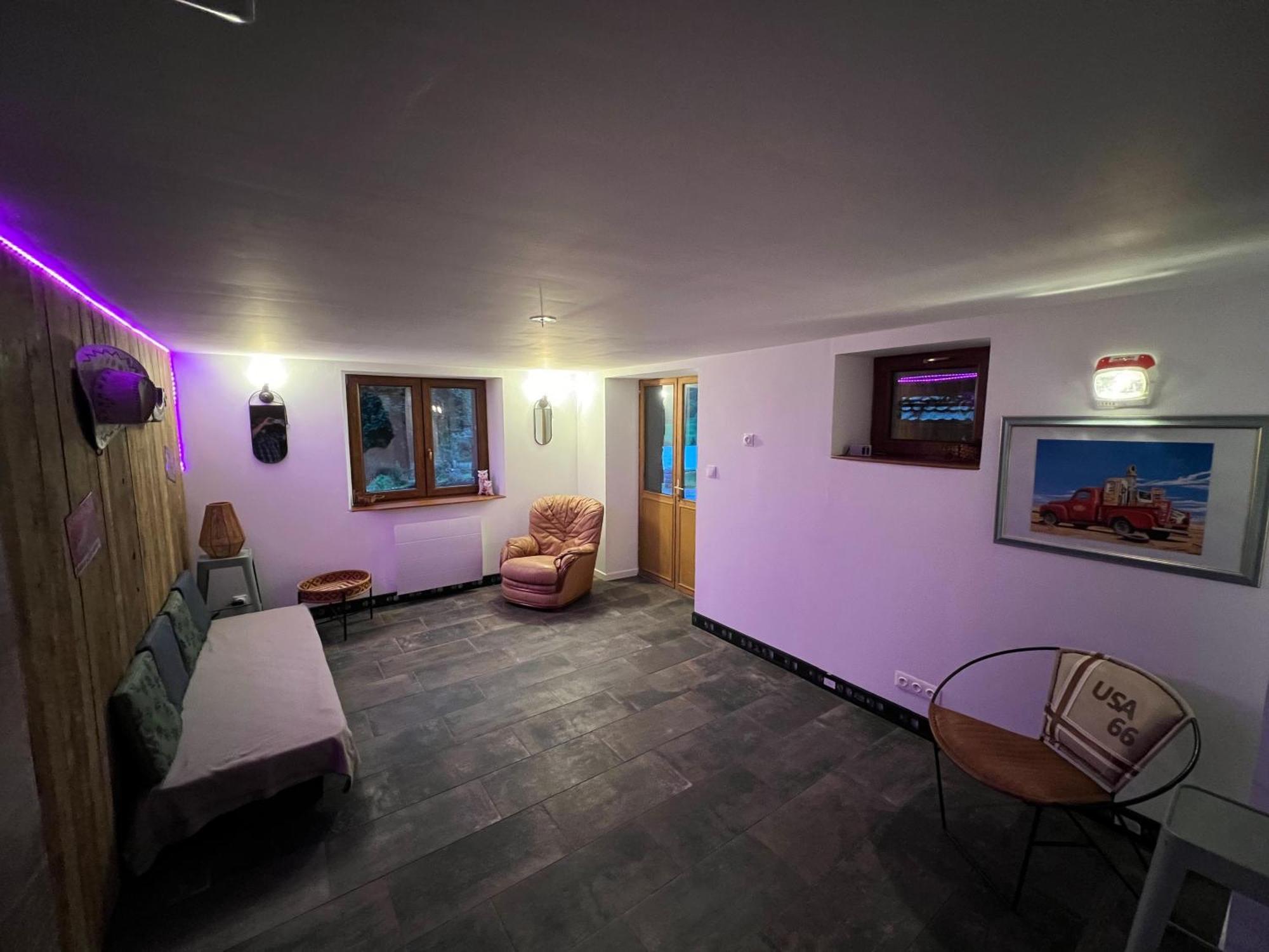 Individuel - Panoramique Montagnes & Proche Chalet